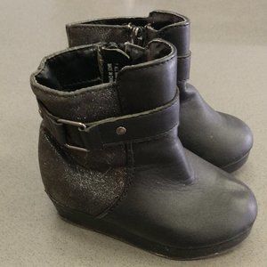Toddler's Wedged Heal Boots